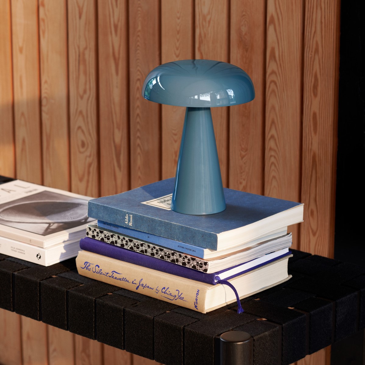 (12월특가) 앤트레디션 코모 포터블램프 &Tradition Como Portable Lamp Stone Blue