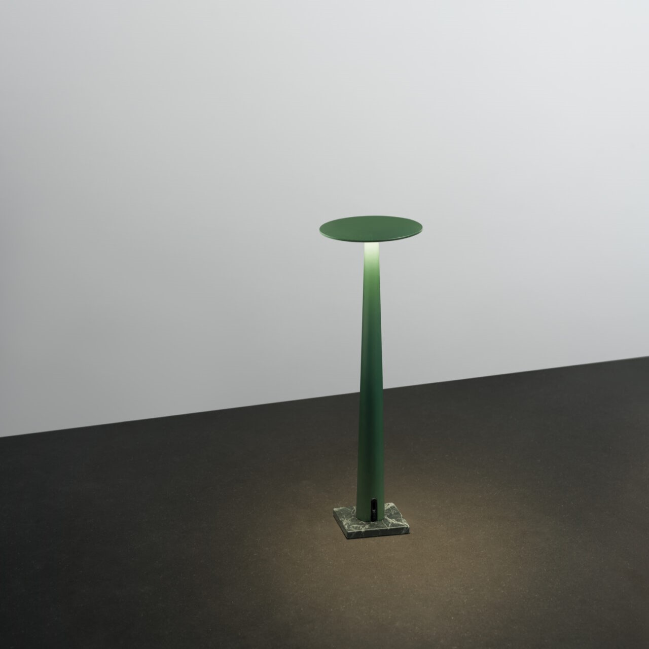 (8주년특가) 네모 포르토피노 무선 테이블램프 Nemo Portofino Portable Table Lamp (관부가세 포함)